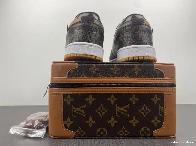 Rep LOW Air 1 Off-Louis Jordan x AJ1 OW 0523